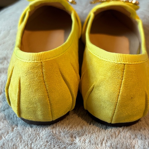 Chase + Chloe  Women's Faux Suede with Crystal Embellishments; SZ: 7; Like New - Picture 7 of 11